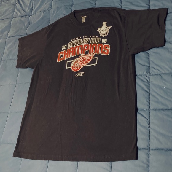 DETROIT RED WINGS Stanley Cup Champions Black T-Shirt X-Large Reebok 100% Cotton - Picture 6 of 9